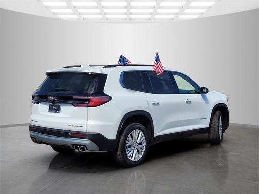 2026 GMC Acadia Elevation FWD