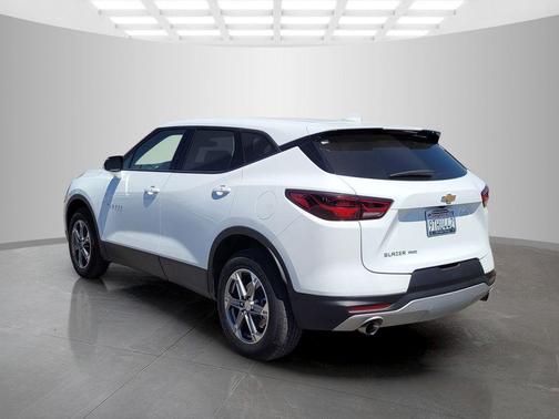 Summit White 2025 Chevrolet Blazer 2LT