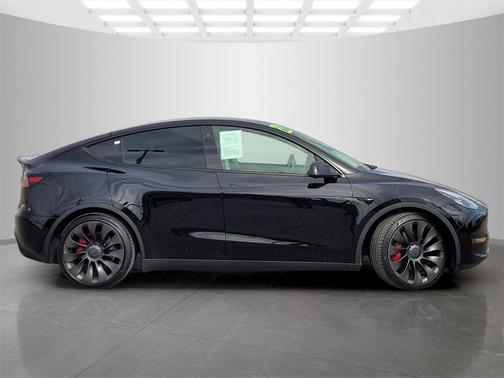 2022 Tesla Model Y Performance Dual Motor All-Wheel Drive
