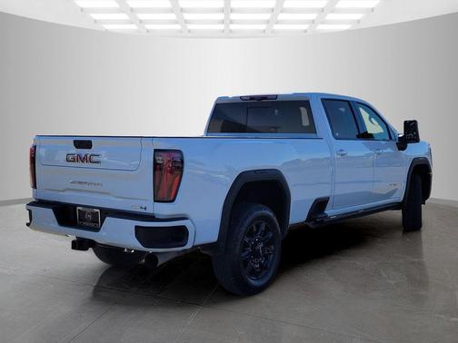 Summit White 2024 GMC Sierra 3500 AT4