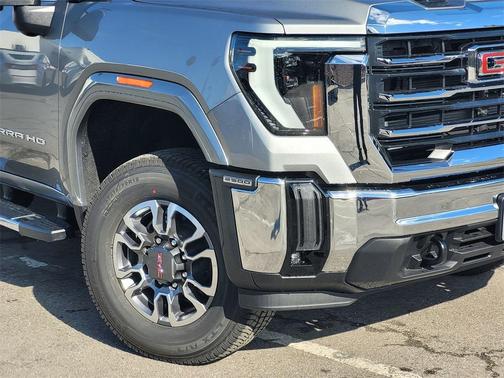 2026 GMC Sierra 2500 SLE