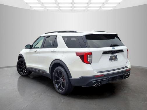 Star White Metallic Tri-Coat 2023 Ford Explorer ST