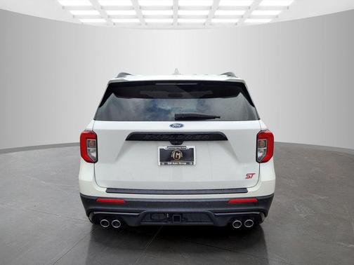 Star White Metallic Tri-Coat 2023 Ford Explorer ST