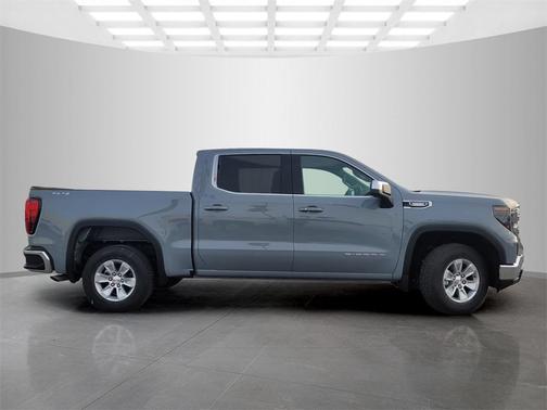 2025 GMC Sierra 1500 SLE