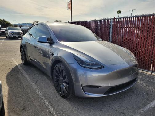2024 Tesla Model Y Performance Dual Motor All-Wheel Drive