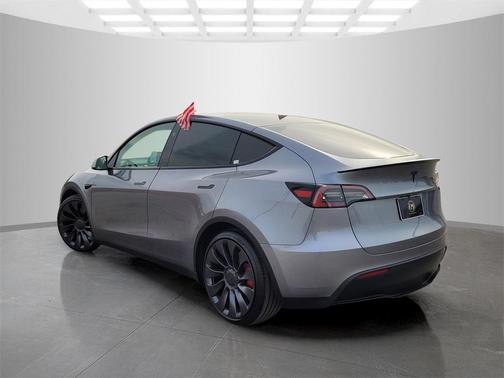 2024 Tesla Model Y Performance Dual Motor All-Wheel Drive