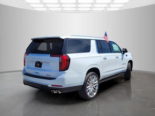 Glacier White Tricoat 2026 GMC Yukon XL Denali