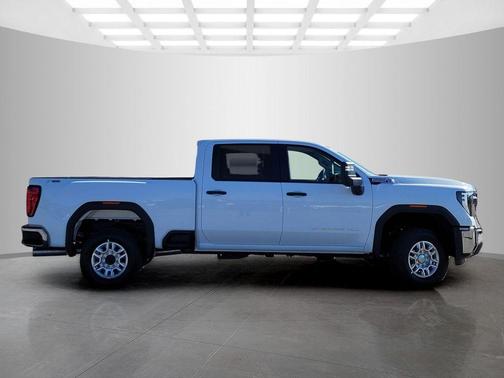 Summit White 2026 GMC Sierra 2500 Pro