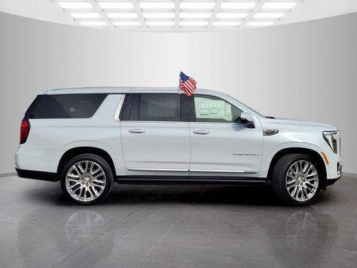 Glacier White Tricoat 2026 GMC Yukon XL Denali