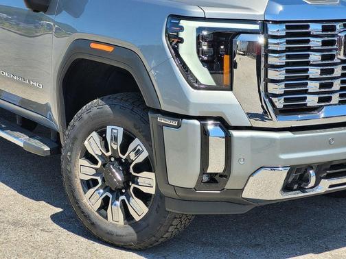 Sterling Metallic 2026 GMC Sierra 2500 Denali