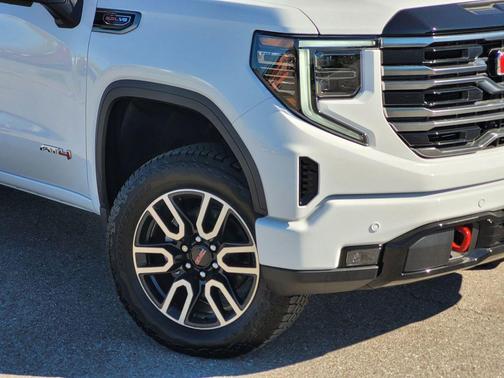Summit White 2026 GMC Sierra 1500 AT4