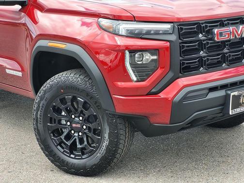 Volcanic Red Tintcoat 2026 GMC Canyon Elevation