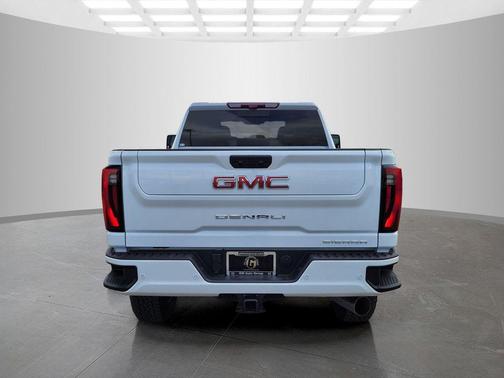 Glacier White Tricoat 2026 GMC Sierra 2500 Denali
