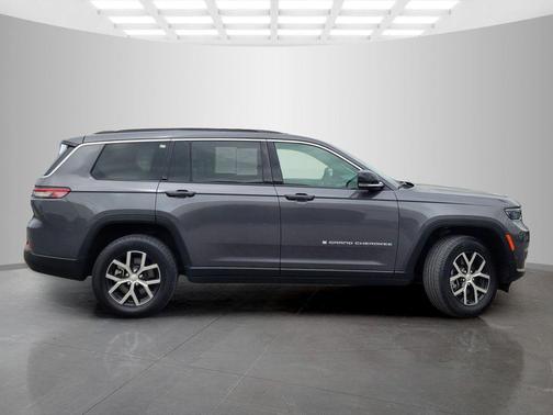 Baltic Gray Metallic Clearcoat 2024 Jeep Grand Cherokee L Limited