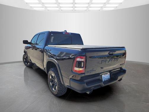 Diamond Black Crystal Pearlcoat 2023 RAM 1500 Rebel