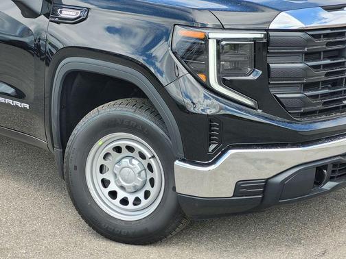 Onyx Black 2026 GMC Sierra 1500 Pro