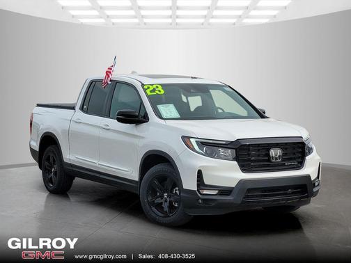 Platinum White Pearl 2023 Honda Ridgeline Black