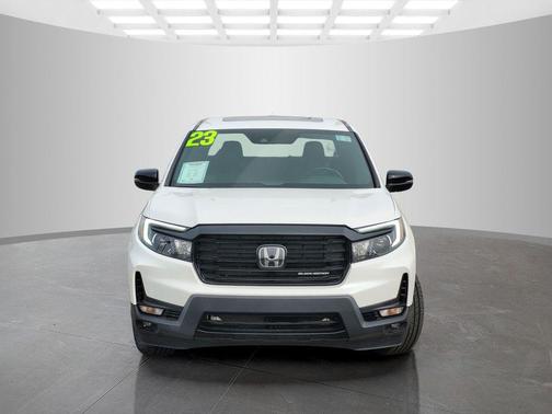 Platinum White Pearl 2023 Honda Ridgeline Black