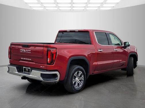 Volcanic Red Tintcoat 2026 GMC Sierra 1500 SLT
