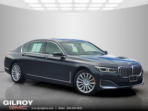 2022 BMW 740 i xDrive