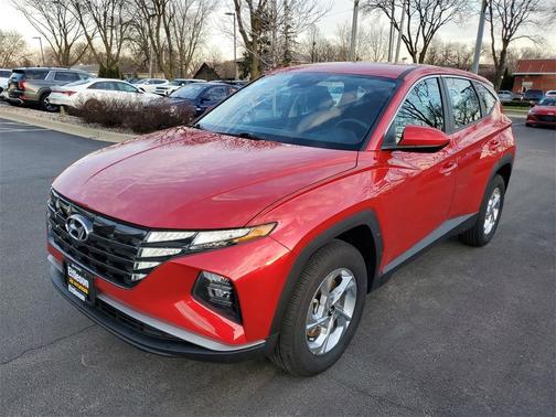 2023 Hyundai TUCSON SE