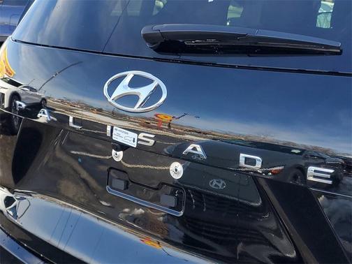 2025 Hyundai PALISADE SEL Premium