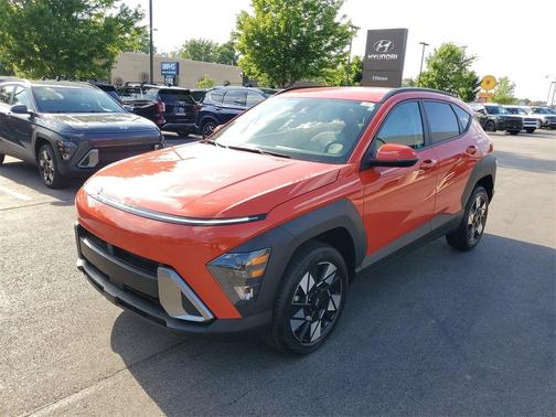 2025 Hyundai KONA SEL