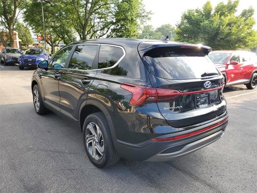 2022 Hyundai SANTA FE SE