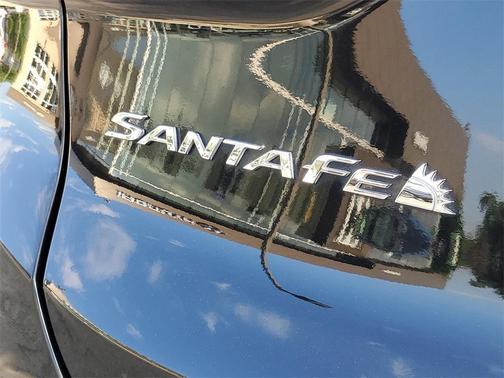 2022 Hyundai SANTA FE SE