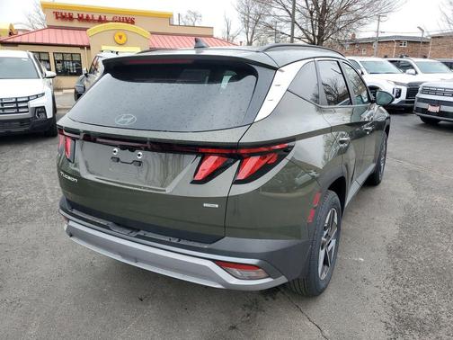 2025 Hyundai TUCSON SEL