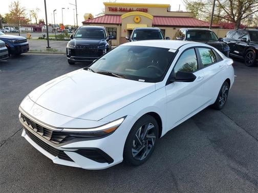 2025 Hyundai ELANTRA SEL Sport