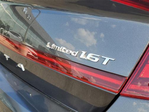 2022 Hyundai SONATA Limited