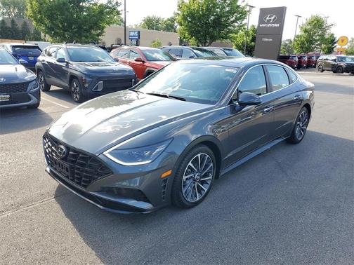 2022 Hyundai SONATA Limited