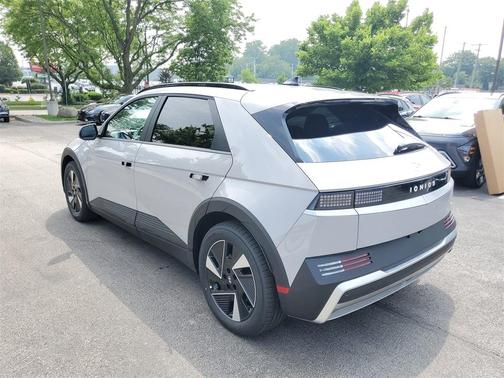 2025 Hyundai IONIQ 5 SEL