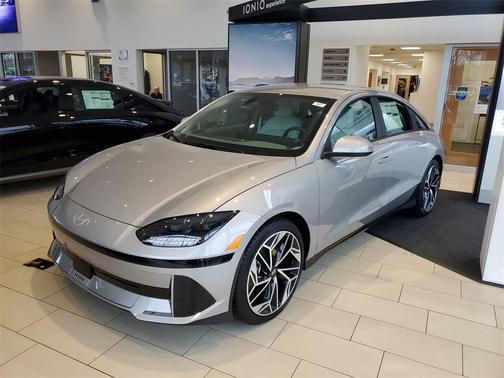 2025 Hyundai IONIQ 6 SEL