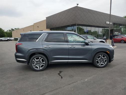2025 Hyundai PALISADE SEL Premium