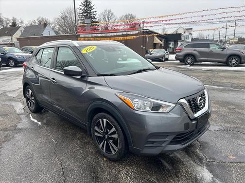 2020 Nissan Kicks SV
