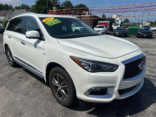 2017 INFINITI QX60 Base