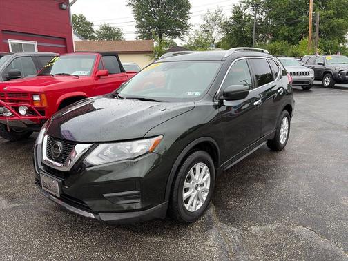 Midnight Pine Metallic 2019 Nissan Rogue SV