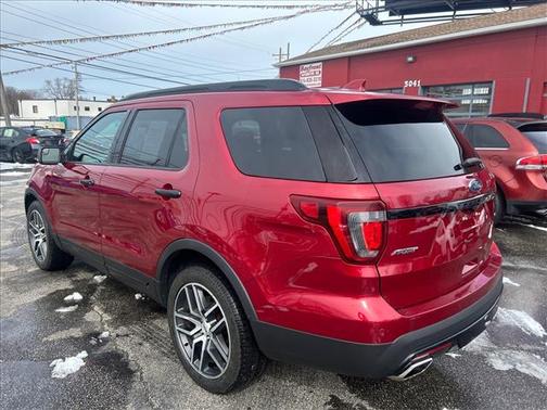 2016 Ford Explorer Sport