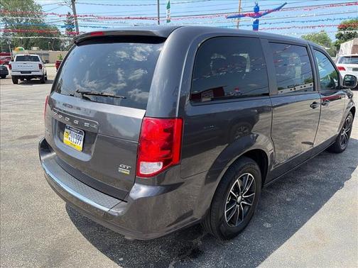 Granite Pearlcoat 2019 Dodge Grand Caravan GT