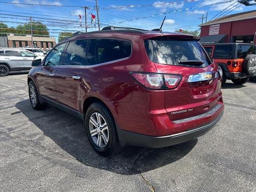 2017 Chevrolet Traverse 2LT
