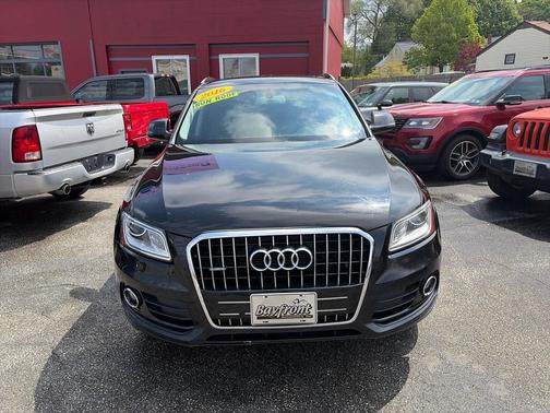 Brilliant Black 2016 Audi Q5 2.0T Premium