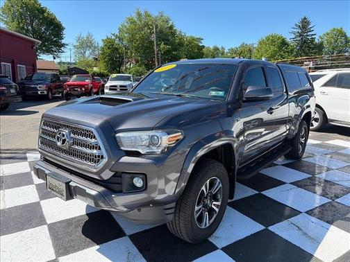 Magnetic Gray Metallic 2017 Toyota Tacoma TRD Sport