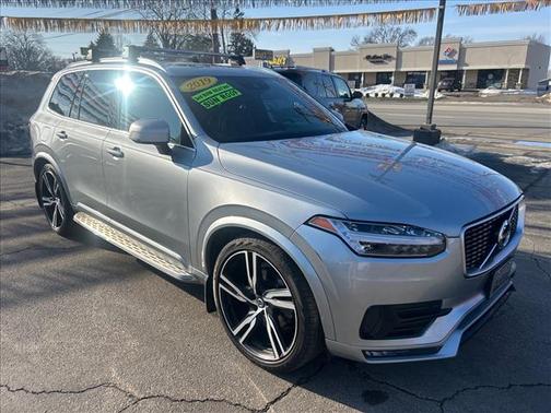 2019 Volvo XC90 T6 R-Design