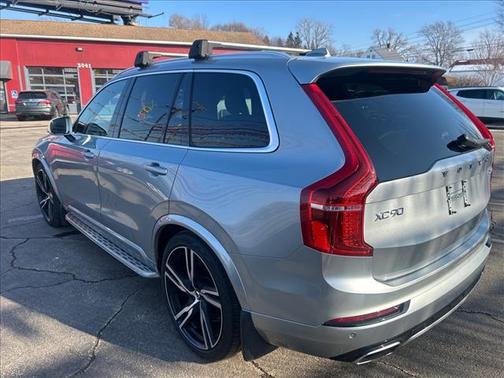 2019 Volvo XC90 T6 R-Design