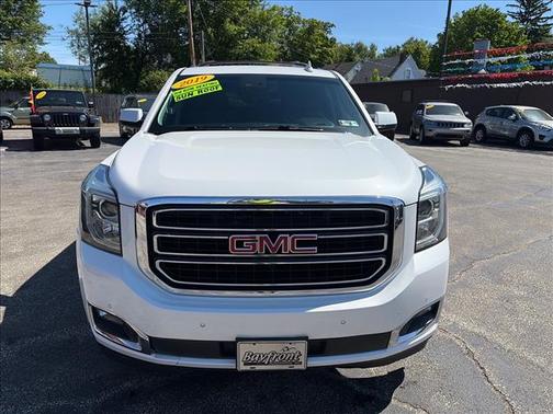 White Frost Tricoat 2019 GMC Yukon SLT