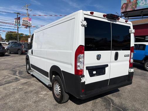 Bright White Clearcoat 2025 RAM ProMaster 2500 Tradesman
