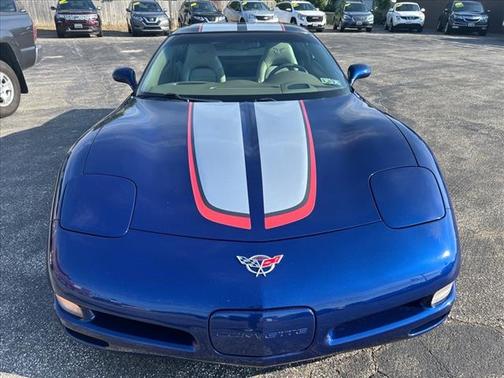 2004 Chevrolet Corvette Base