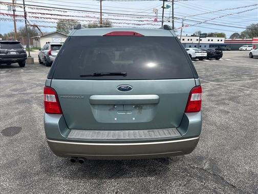 2005 Ford Freestyle SE